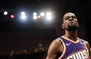 KD自吹有球技 网友说很多人都有MVP+得分王 KD:你把NBA解散算了