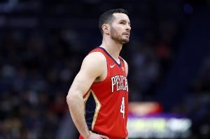 永动机🥵路威:不想防守雷迪克 我上场可不是为了追着他到处跑