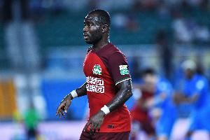 媒体人:河南队点球确定是在禁区里吗?主裁判其实可以自己看下