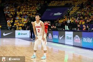 徐杰:本场暴露我们进攻端问题较多 后续要明确好如何破解联防