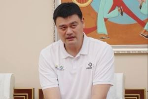 您吃什么能长这么高?姚明:蔬菜 小时候牛肉吃的不多