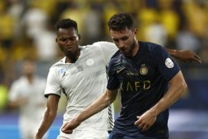 迪马:拉波尔特也是科莫考虑的防线选择