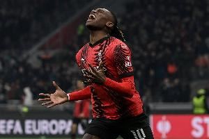 不容易!效力米兰第7年,莱奥首次在赛季首场正式比赛中进球