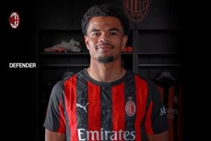 阿特卡梅:我能适应四后卫或五后卫阵型,阿莱格里会帮我继续进步