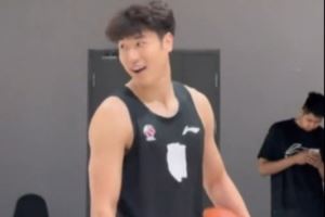 天津男篮晒训练视频:欢迎何思雨 那个阳光开朗大男孩回来了