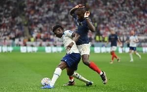 2-0零封乌克兰!于帕梅卡诺在场时,法国队已超过500分钟未丢球