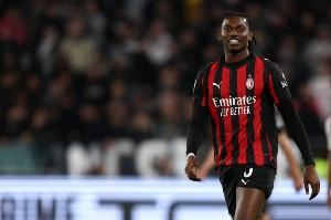 加利:莱奥错失机会应该受到批评,在中锋位置他的空间更小更难踢