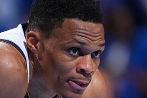 媒体人:总有人念叨威少在NBA混不下去了 但他即将开始第十八季