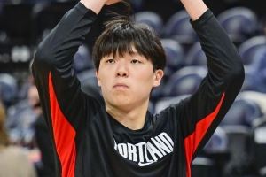 关注度高!赛后“杨瀚森哭了”词条冲上微博热搜榜第8