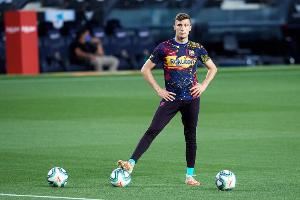  对老东家！巴萨外租门将佩尼亚：多年老队友，现在却要对阵他们