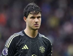 队报:拉门斯左右脚都有不错传球能力,曼联通过长传打法更直接