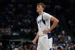  侠媒：弗拉格进攻端还太粗糙 休赛期大家不该吹捧他是队内第3球星