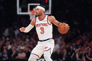  全能小王子！哈特8中5得到12分12板10助 个人生涯第16次三双