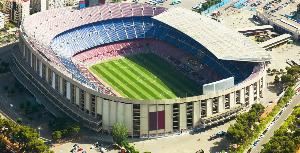  世体：巴萨尚未获得在诺坎普比赛的许可证，未排除周一获批的可能