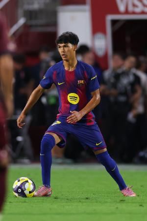  每体：德罗一直深受弗里克高度信任，是唯一持续留在一线队的青训