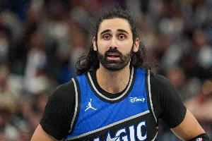  高空轰炸！席尔瓦助飞比塔泽 随后比塔泽抛传助席尔瓦空接暴扣